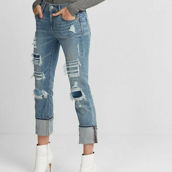 EXPRESS MID RISE DISTRESSED STRETCH+ PERFORMANCE CR0PPED SKINNY JEANS SIze 4